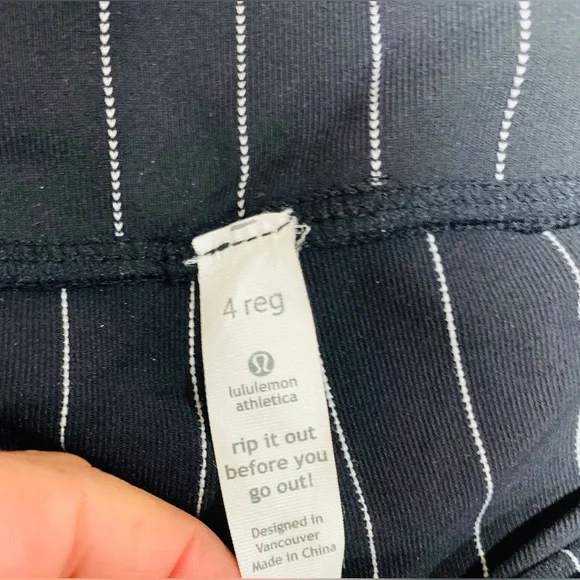 Lululemon athletic women's leggings - Picture 6 of 7